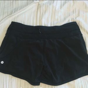 Black lulu shorts